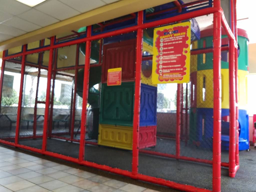 McDonalds | cafe | 6031 North Fwy, Houston, TX 77076, USA | 7136958595 OR +1 713-695-8595