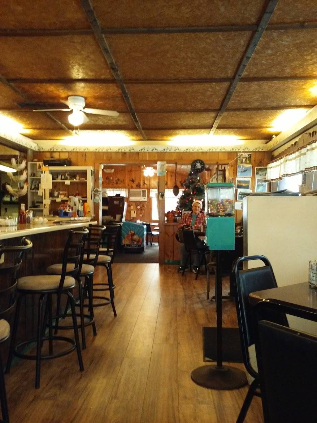 J Rs Eatery | restaurant | 4601 US-7, Pittsford, VT 05763, USA | 8024832348 OR +1 802-483-2348