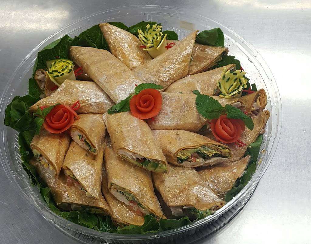 Lubys | restaurant | 803 Castroville Rd, San Antonio, TX 78237, USA | 2104351608 OR +1 210-435-1608