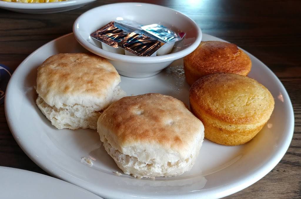 Cracker Barrel Old Country Store | restaurant | 12050 N Center Ave, Portland, OR 97217, USA | 5032856651 OR +1 503-285-6651