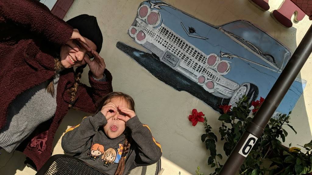 Cadillac Cafe | restaurant | 2906 Freedom Blvd, Watsonville, CA 95076, USA | 8317611038 OR +1 831-761-1038