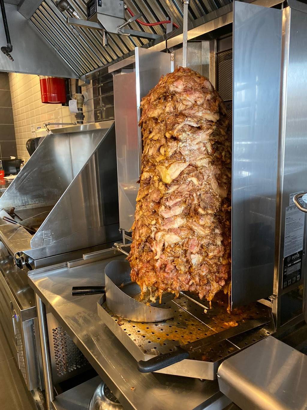 Osmows’s Shawarma | restaurant | 5261 Hwy 7 B102, Markham, ON L3P 1B8, Canada | 9052099509 OR +1 905-209-9509