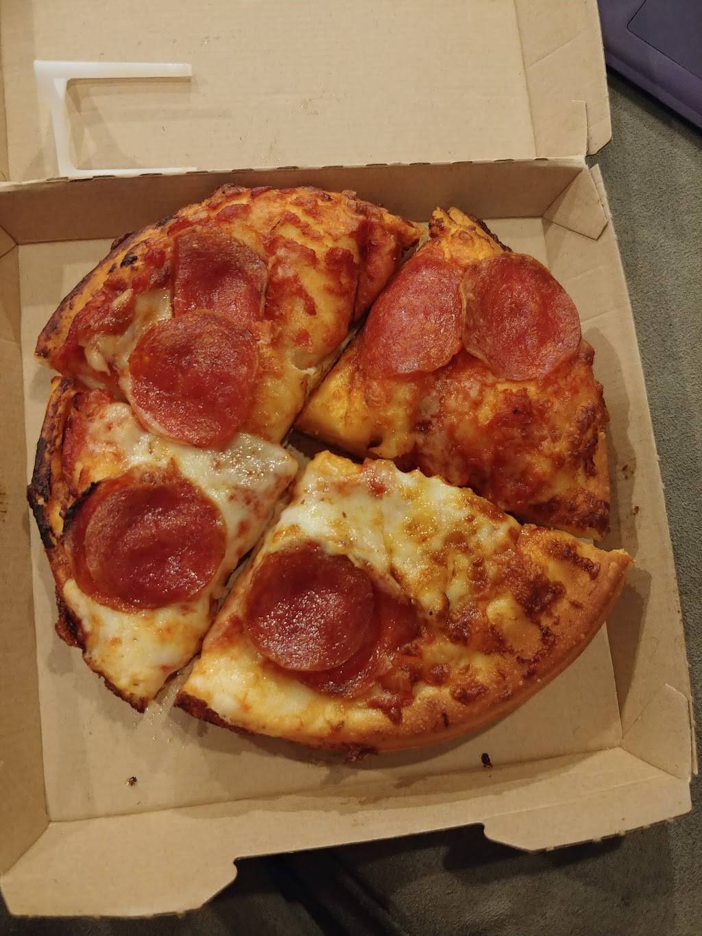 Pizza Hut | restaurant | 7800 Parke W Dr, Glen Burnie, MD 21061, USA | 4105902662 OR +1 410-590-2662