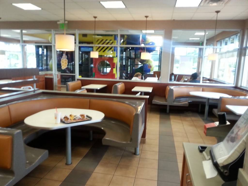 Burger King | restaurant | 6621 Atlanta Hwy, Montgomery, AL 36117, USA | 3342713725 OR +1 334-271-3725