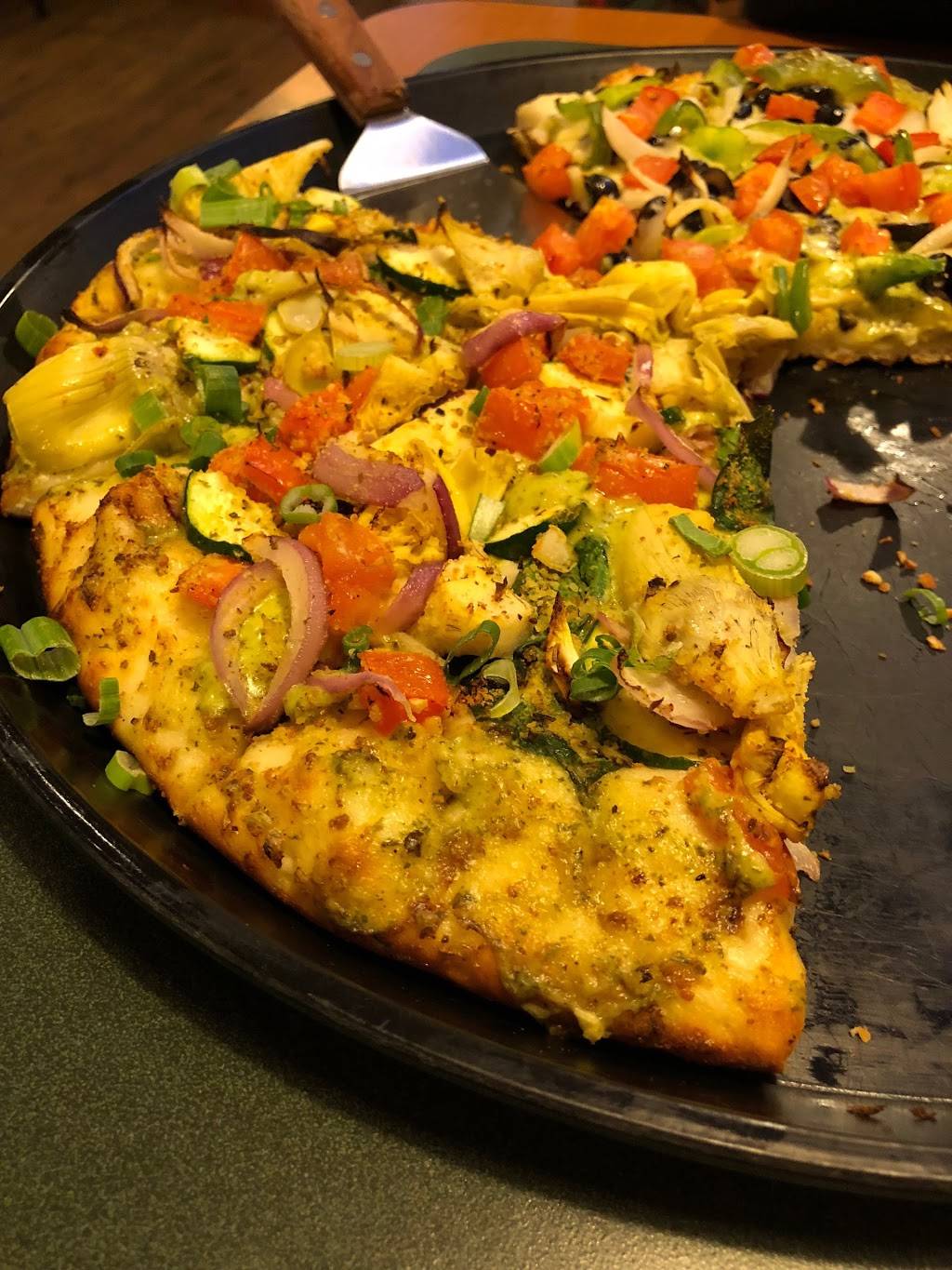 Round Table Pizza | meal delivery | 18518 Yorba Linda Blvd, Yorba Linda, CA 92886, USA | 7149709295 OR +1 714-970-9295