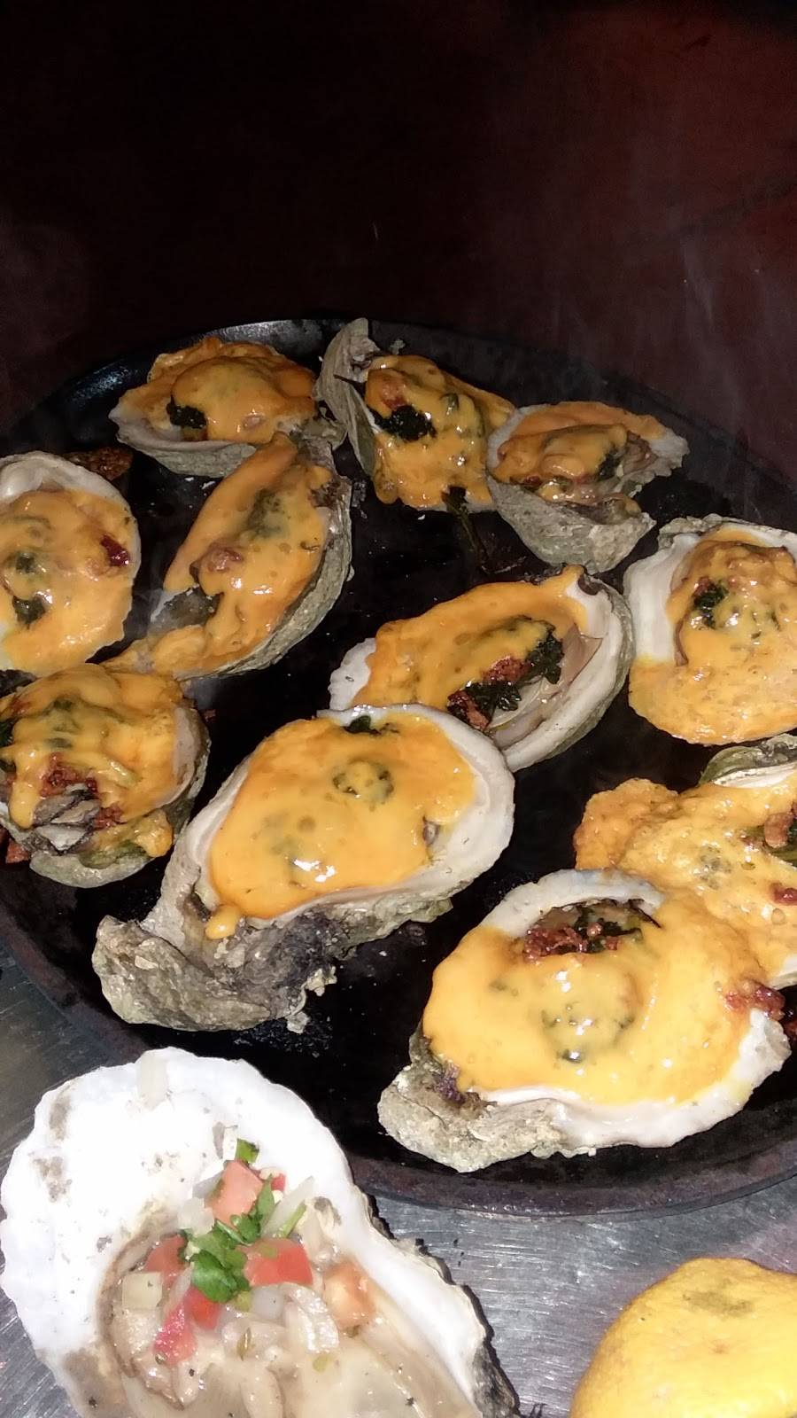 La Playita Restaurant | restaurant | 703 Madison Ave, Port Bolivar, TX 77650, USA | 4096841383 OR +1 409-684-1383