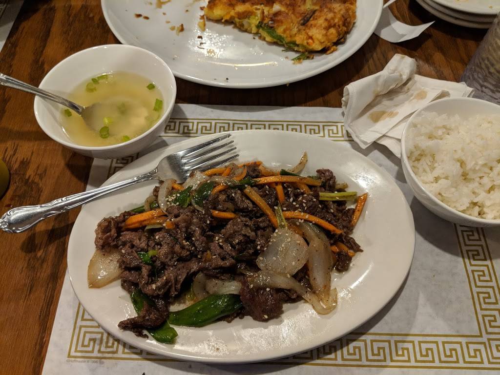 Daves New Kitchen | restaurant | 815 Noyes St, Evanston, IL 60201, USA | 8478646000 OR +1 847-864-6000