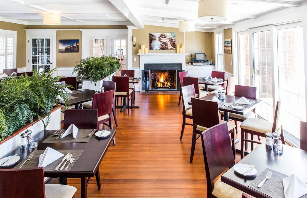 Chatham Wine Bar | restaurant | 359 Main St #2, Chatham, MA 02633, USA | 5089451468 OR +1 508-945-1468