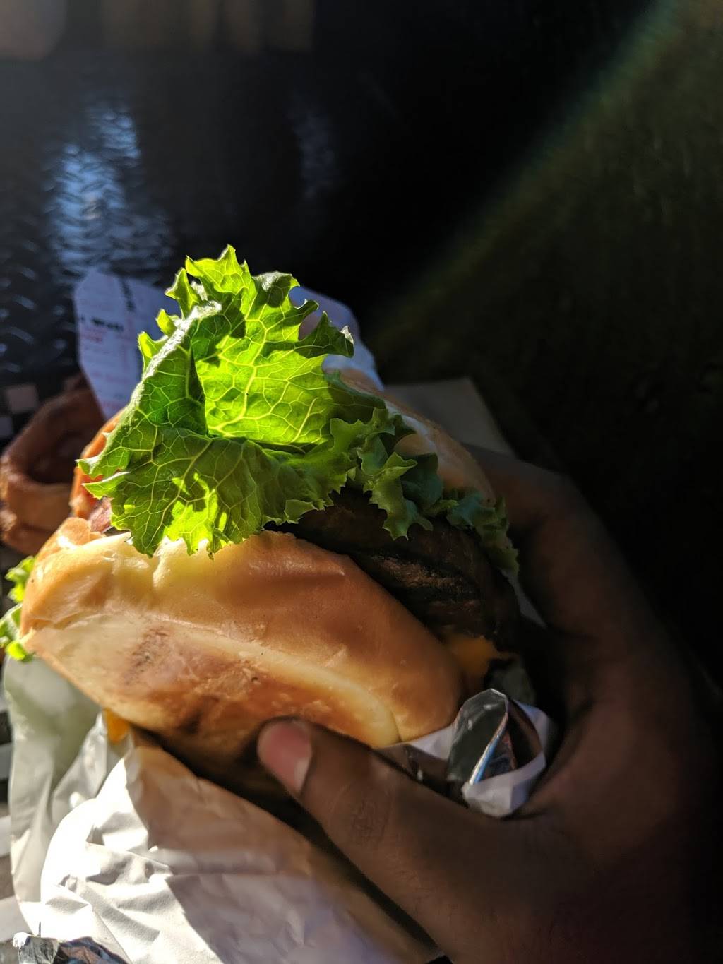 Big Boys Burgers | restaurant | 743 William St, Cobourg, ON K9A 3A7, Canada | 9053720123 OR +1 905-372-0123