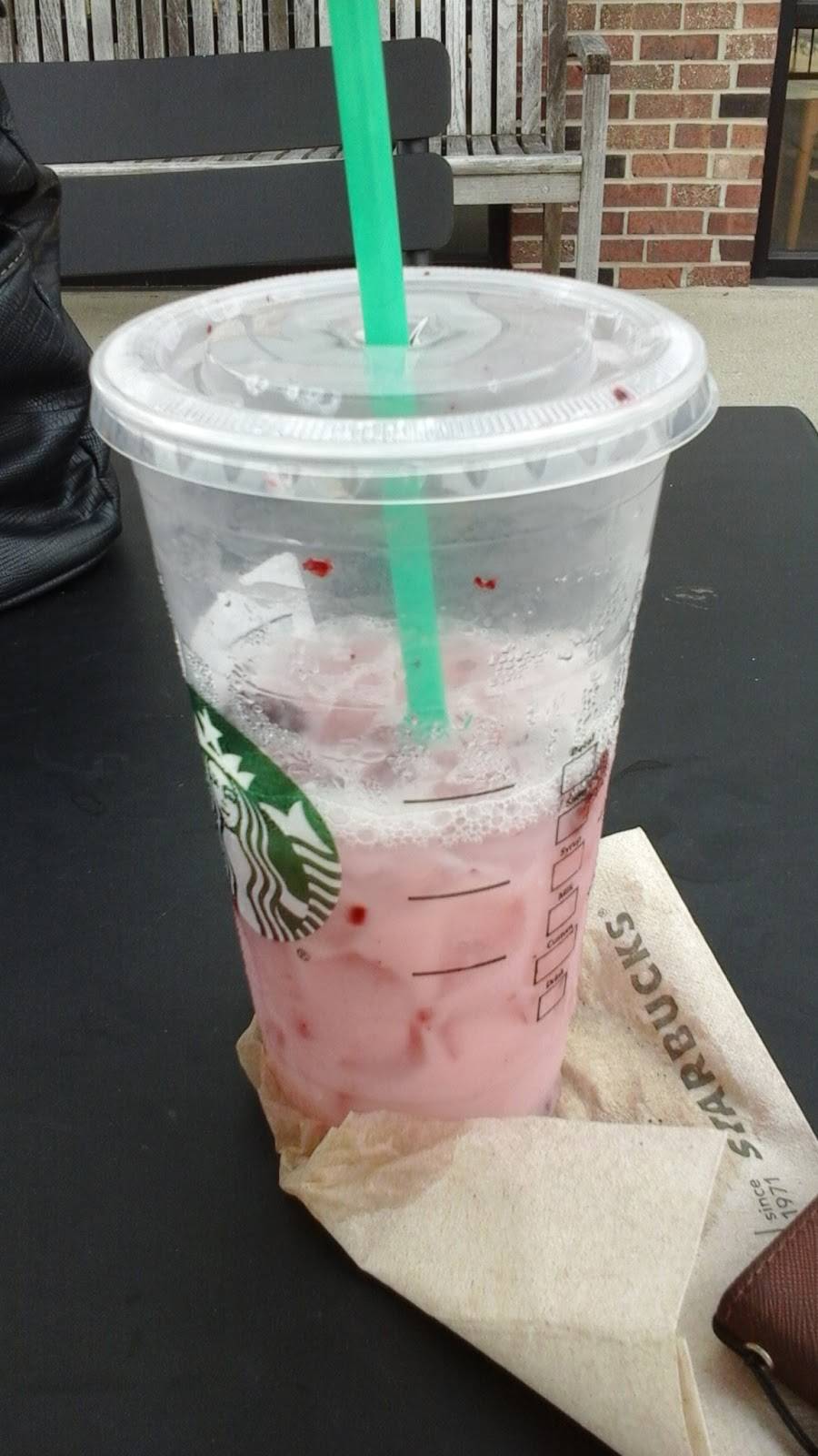 Starbucks | cafe | 301 E Coliseum Blvd, Fort Wayne, IN 46805, USA | 2604835198 OR +1 260-483-5198