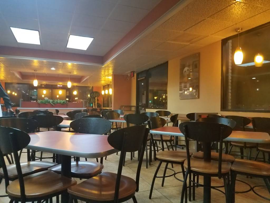 Jack in the Box | restaurant | 601 N Main St, Santa Ana, CA 92701, USA | 7148364368 OR +1 714-836-4368