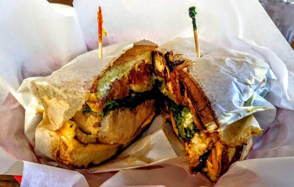 Original Red Onion | restaurant | 1222 Park St, Alameda, CA 94501, USA | 5105213288 OR +1 510-521-3288