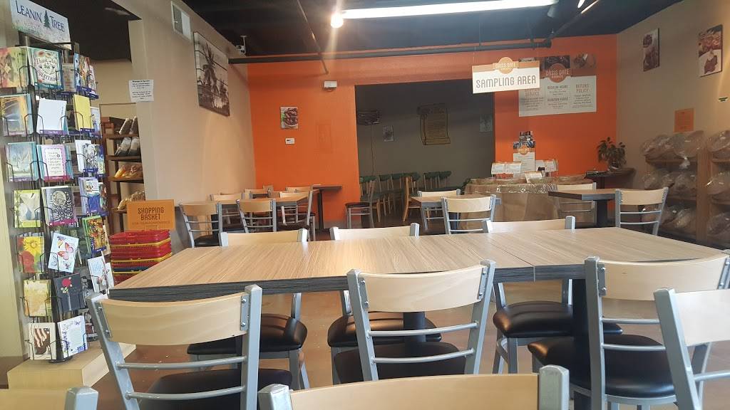 Oasis Date Gardens | restaurant | 59-111 Grapefruit Blvd, Thermal, CA 92274, USA | 8008278017 OR +1 800-827-8017