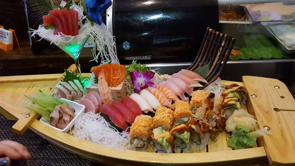 Noodles and Company | restaurant | 1800 Stewart Cir, Wausau, WI 54401, USA | 7158455554 OR +1 715-845-5554