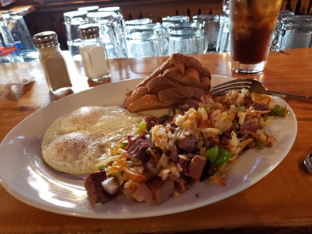 Slippery Salmon Bar & Grill | restaurant | 115 E 3rd Ave, Anchorage, AK 99501, USA | 9073348410 OR +1 907-334-8410