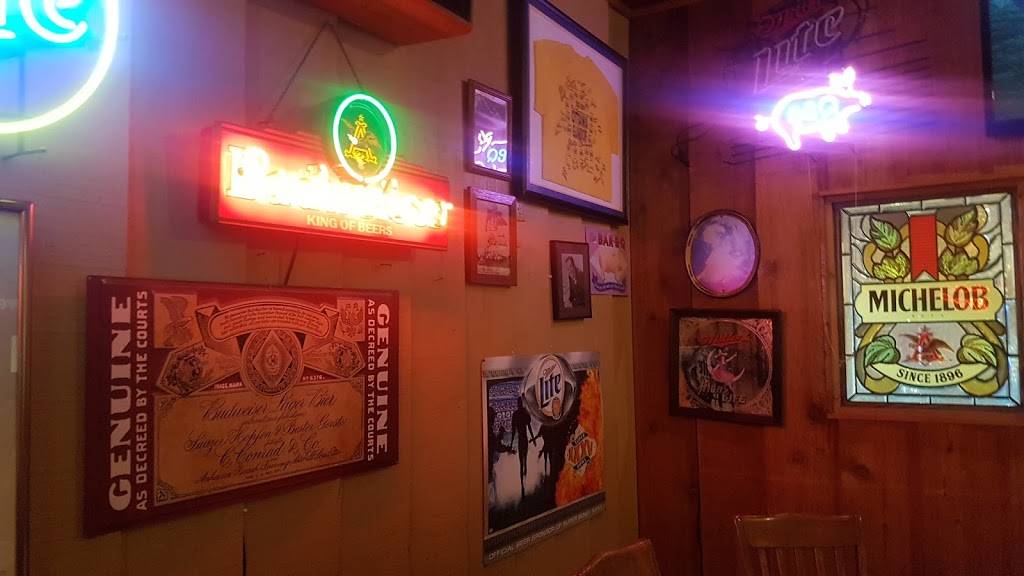 Red Pig Inn | restaurant | 1470 N Perry St, Ottawa, OH 45875, USA | 4195236458 OR +1 419-523-6458