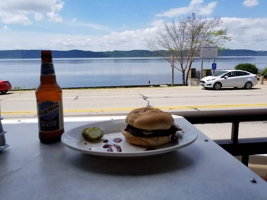 Sportsman Bar & Grill | restaurant | 130 Main St, Ferryville, WI 54628, USA | 6087341234 OR +1 608-734-1234