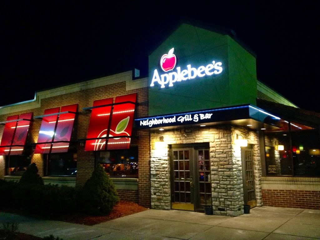 Applebees Grill + Bar | restaurant | 904 Great E Plaza, Niles, OH 44446, USA | 3305440780 OR +1 330-544-0780