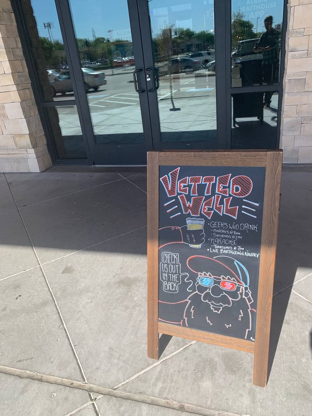 Vetted Well | restaurant | 6770 Abrams Rd, Dallas, TX 75231, USA | 2144536301 OR +1 214-453-6301