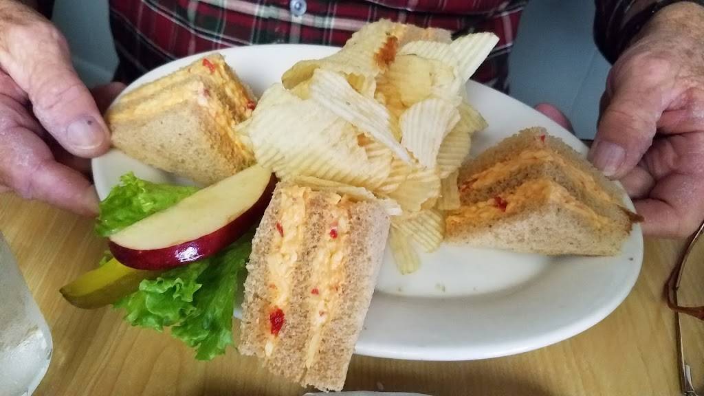 Applesway Restaurant | restaurant | 145 Oyster Creek Dr #6, Lake Jackson, TX 77566, USA | 9792970072 OR +1 979-297-0072