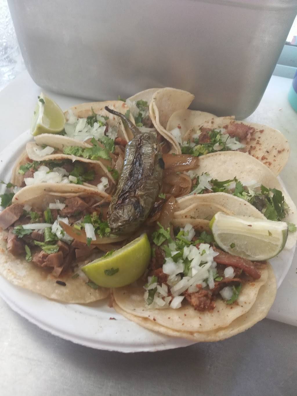 Mía Cocinita | restaurant | 4921 Washington St, Denver, CO 80216, USA | 3035851413 OR +1 303-585-1413