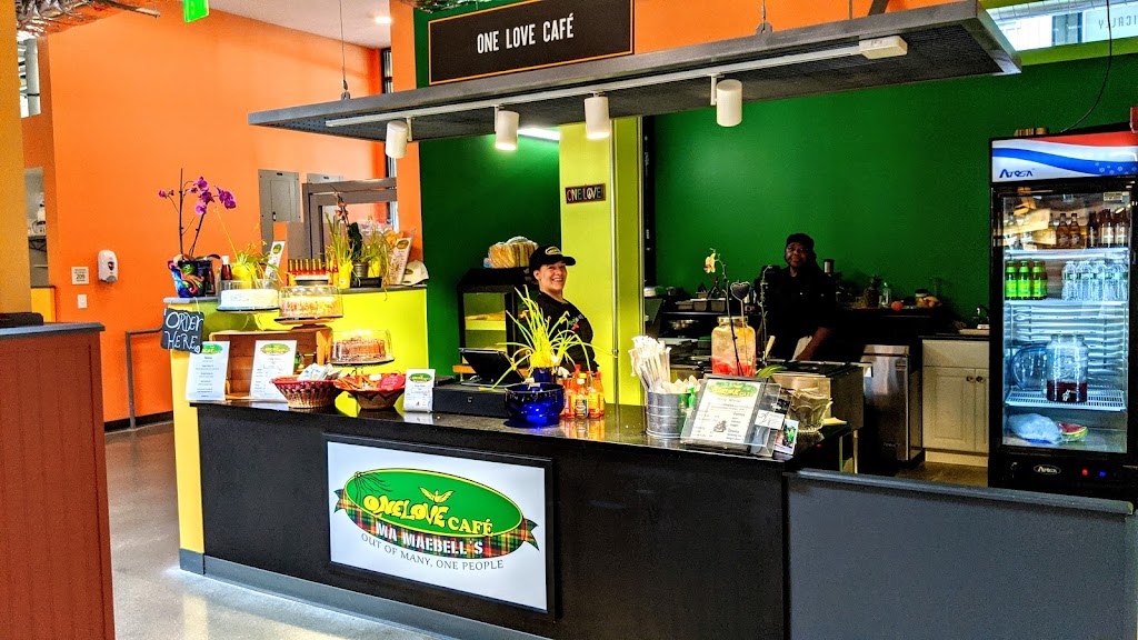 One Love Ma Maebells Cafe | restaurant | 160 Green St #3, Worcester, MA 01610, USA | 7742723969 OR +1 774-272-3969