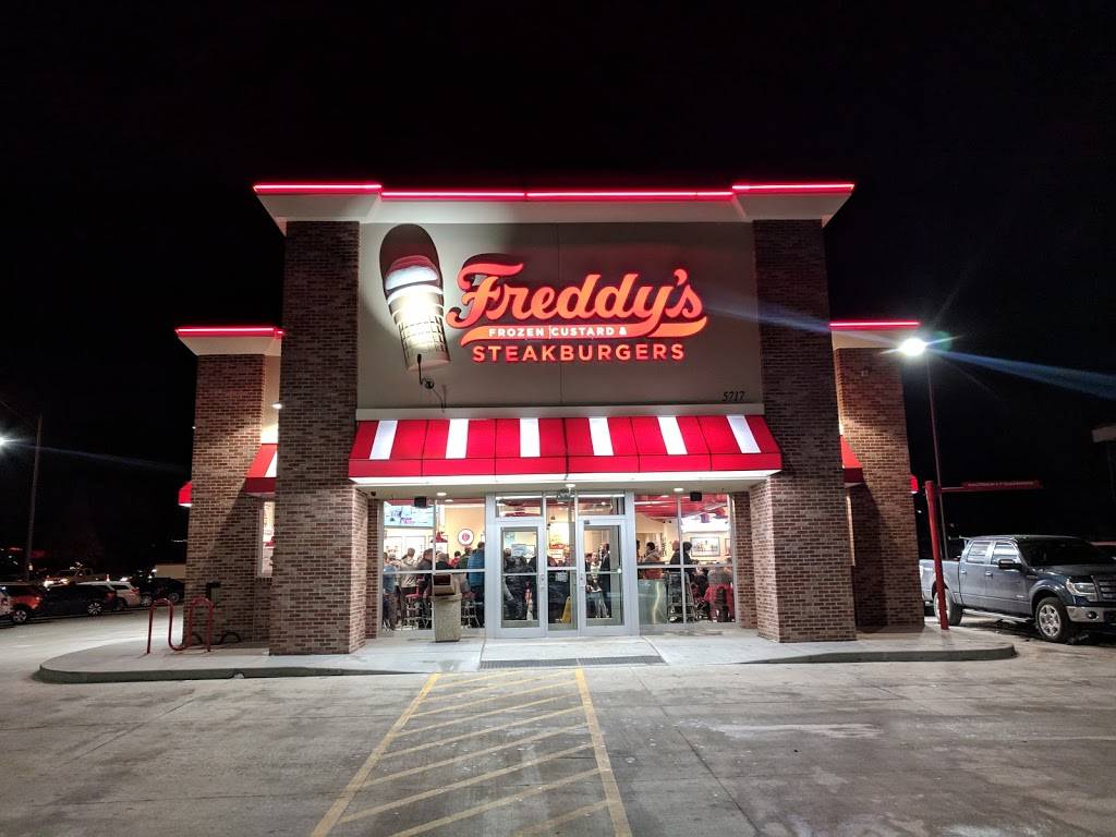 Freddys Frozen Custard & Steakburgers | restaurant | 5717 O St, Lincoln, NE 68510, USA | 4029044144 OR +1 402-904-4144