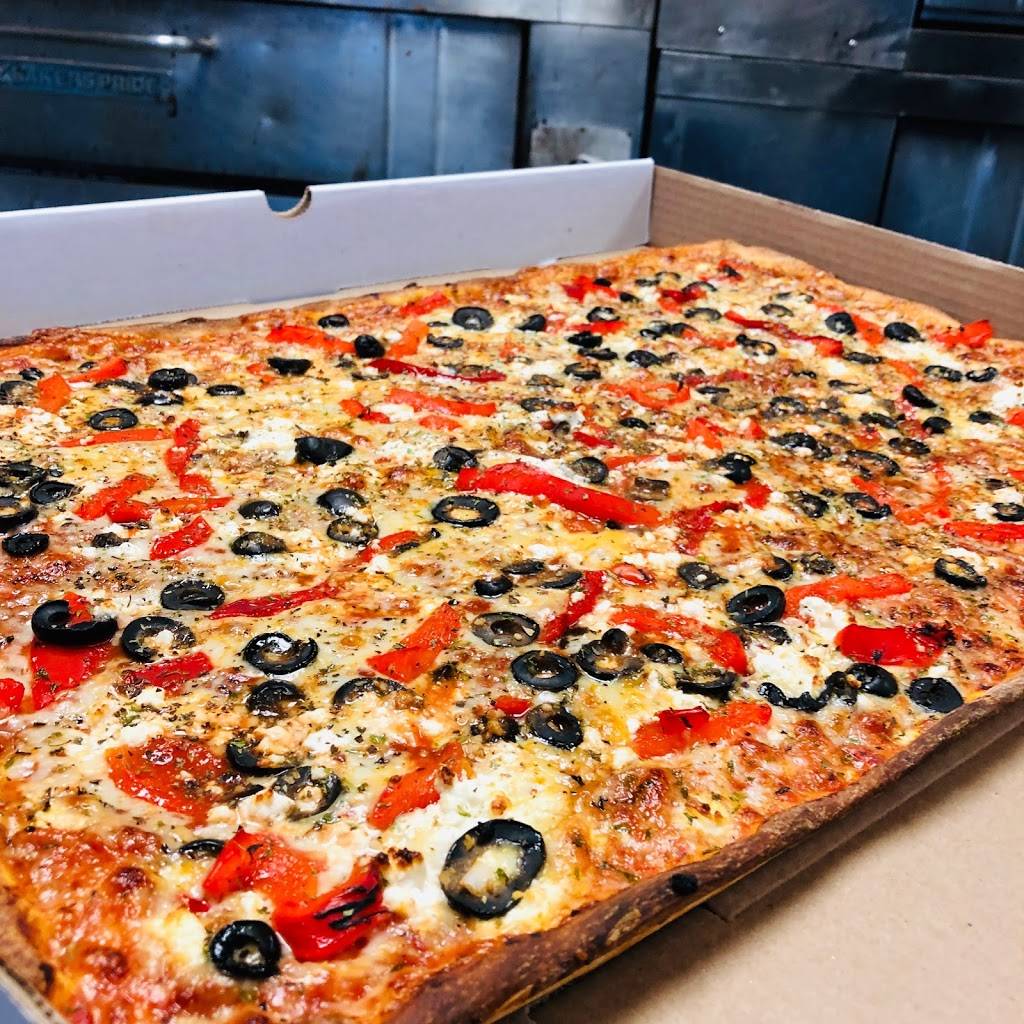 Nonis pizzeria | meal takeaway | 140 Hamilton Regional Rd 8, Stoney Creek, ON L8G 1C2, Canada | 9056621050 OR +1 905-662-1050