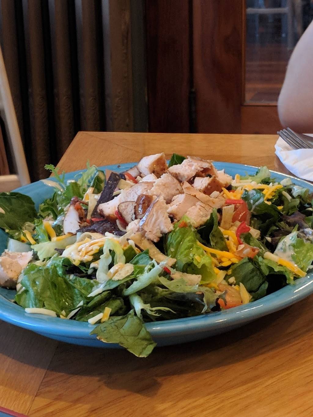 The Wooden Tie Cafe | restaurant | 206 IL-143, Pierron, IL 62273, USA | 6189731385 OR +1 618-973-1385