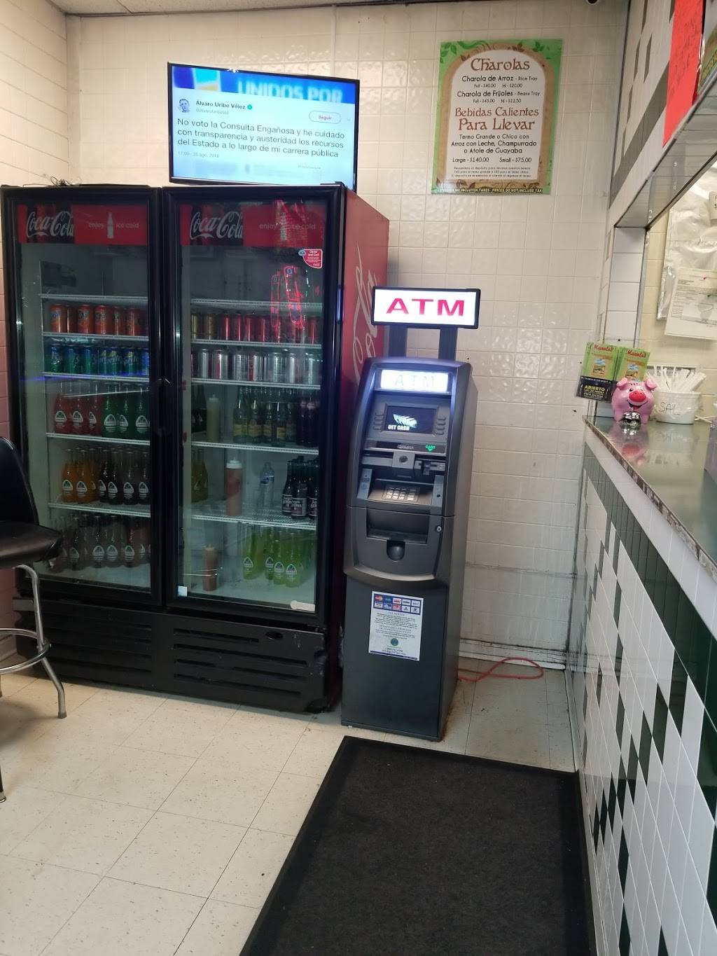 Manolos Tamales | restaurant | 4706 W 63rd St, Chicago, IL 60629, USA | 7738848000 OR +1 773-884-8000