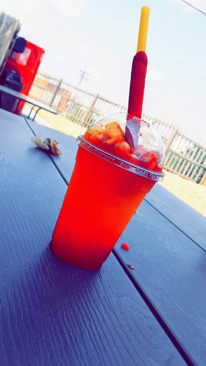 Mayas Mangoneadas | restaurant | 3302 Q St, Omaha, NE 68107, USA | 4027185582 OR +1 402-718-5582