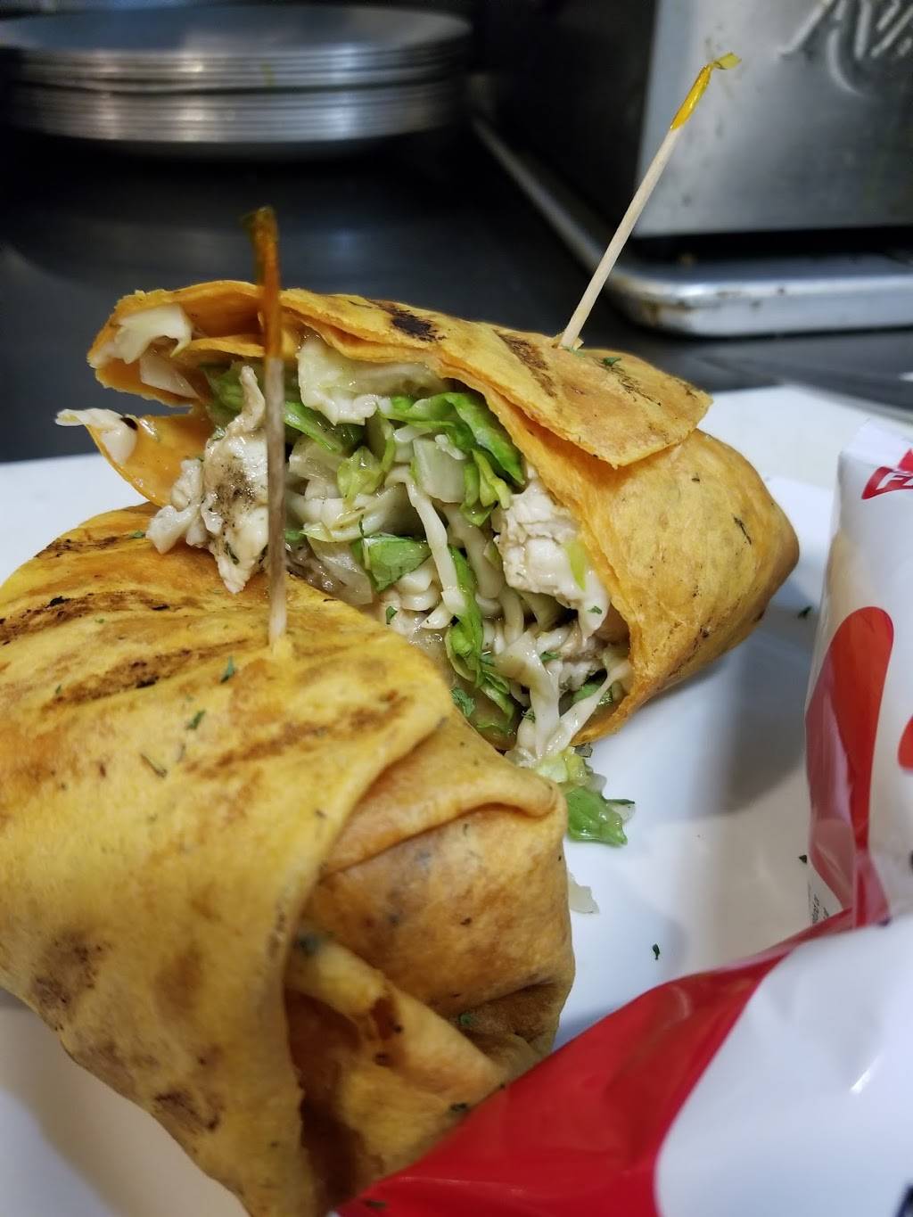 Team Dez Sports Bar & Grill | restaurant | 2586 Morris Ave, Union, NJ 07083, USA | 9082587450 OR +1 908-258-7450