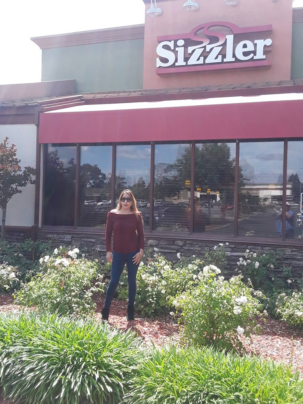 Sizzler | restaurant | 1334 W Olive Ave, Merced, CA 95348, USA | 2097237100 OR +1 209-723-7100