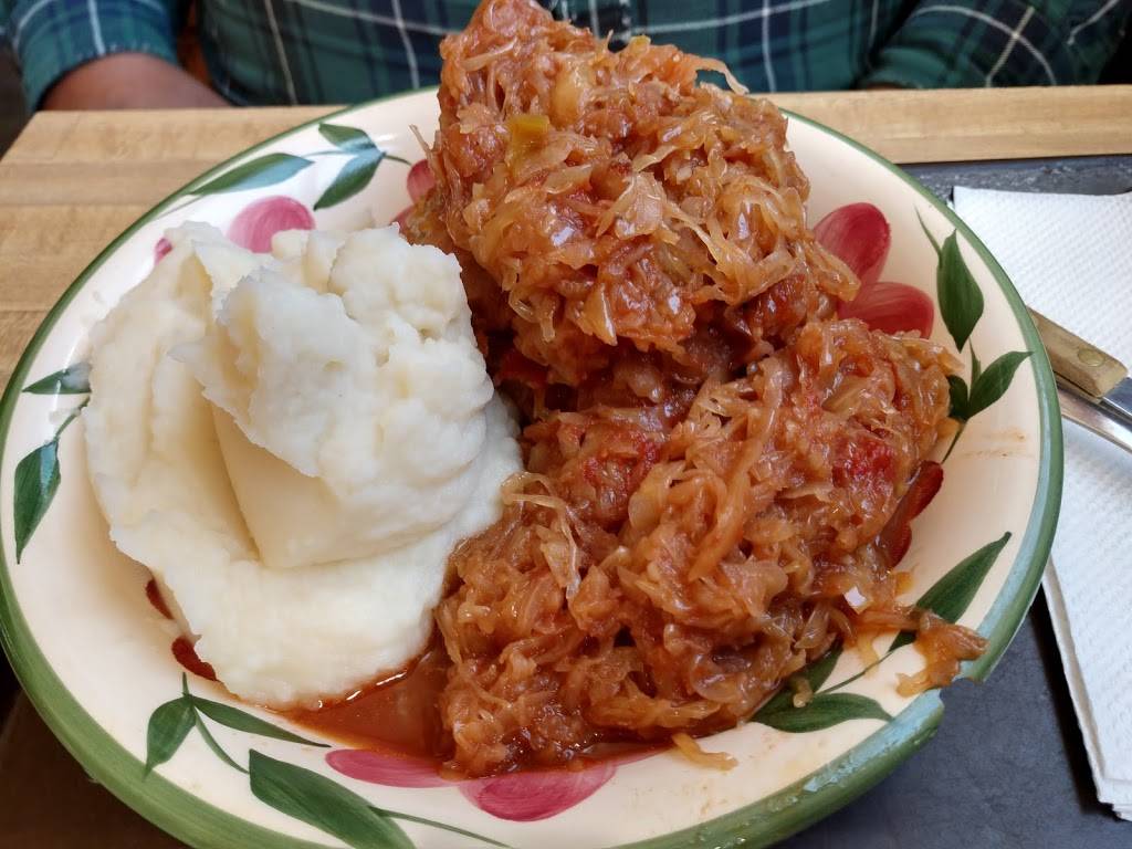 Falbs Restaurant | restaurant | 201 Kiser St, Dayton, OH 45404, USA | 9372244496 OR +1 937-224-4496