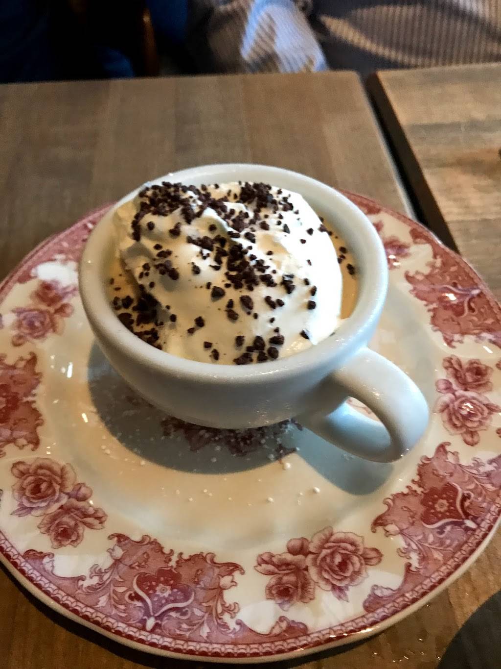 Love & Salt | restaurant | 317 Manhattan Beach Blvd, Manhattan Beach, CA 90266, USA | 3105455252 OR +1 310-545-5252