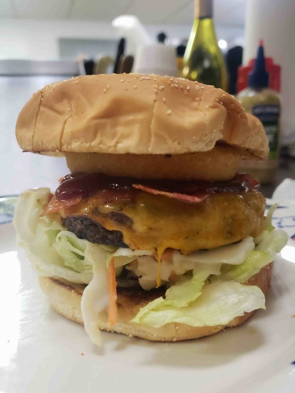 Whiskey River Bar And Grill | restaurant | 5512 Stewart Ave, Wausau, WI 54401, USA | 7158451547 OR +1 715-845-1547