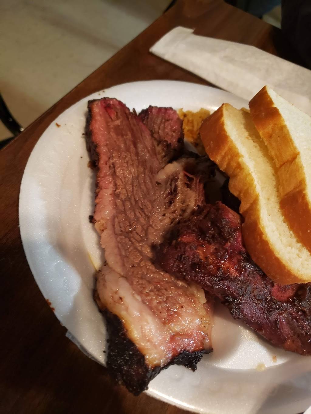 Gils Smoking Grille-Catering | restaurant | 1000 S Reynolds St, Alice, TX 78332, USA | 3613961222 OR +1 361-396-1222