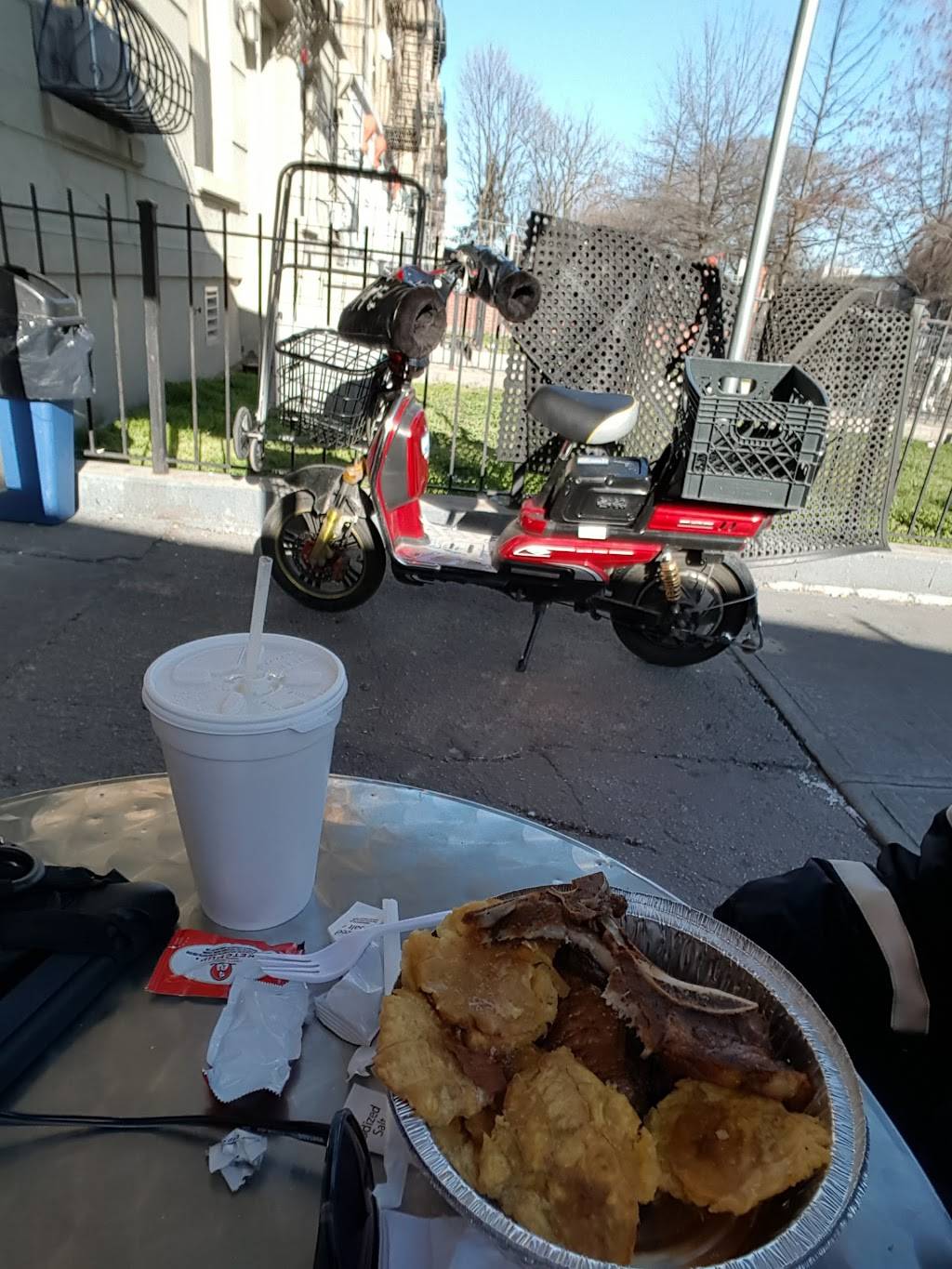 Fefitas | restaurant | 1045 Eastern Pkwy, Brooklyn, NY 11213, USA | 3476631398 OR +1 347-663-1398