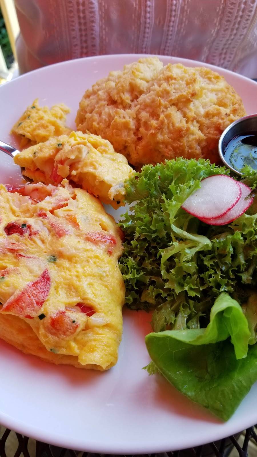 Buttermilk Kitchen | restaurant | 4225 Roswell Rd NE, Atlanta, GA 30342, USA | 6787323274 OR +1 678-732-3274