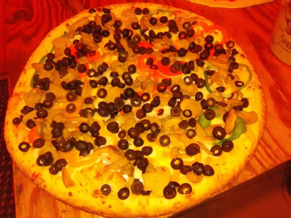 R&S pizza | restaurant | Comisionistas 7402, Pedregalde Sta Julia, 22604 Tijuana, B.C., Mexico | 016646876225 OR +52 664 687 6225