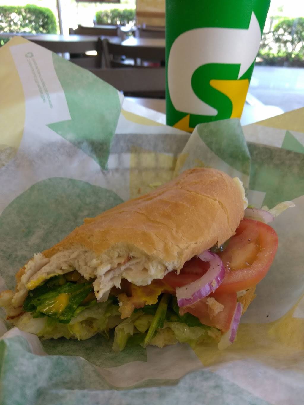 Subway | restaurant | 7480 University Blvd, Winter Park, FL 32792, USA | 4076779366 OR +1 407-677-9366