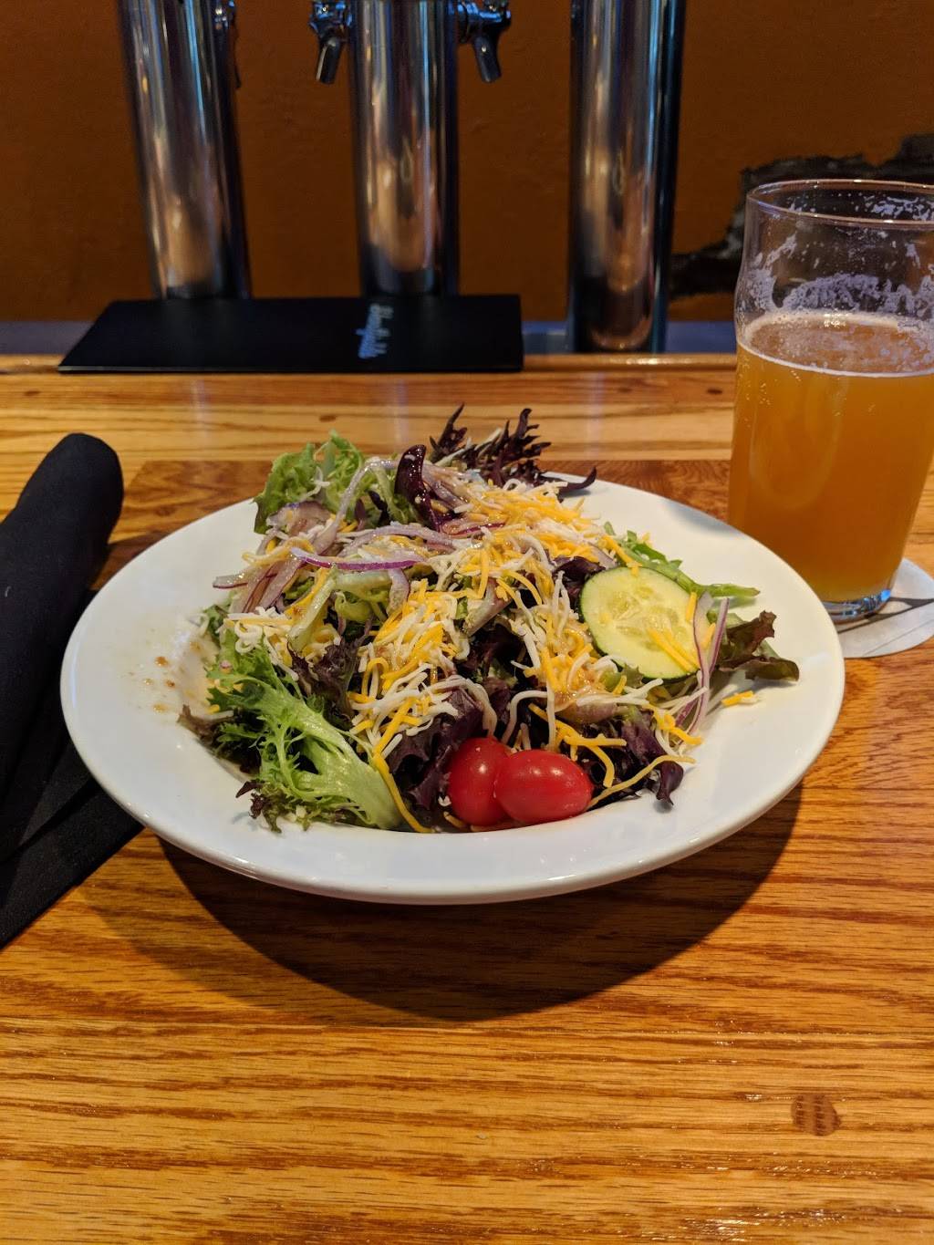 Shortfields Travelers Rest | restaurant | 24 S Main St, Travelers Rest, SC 29690, USA | 8648344050 OR +1 864-834-4050