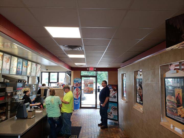 Dairy Queen Grill & Chill | bakery | 1501 38th St, Peru, IL 61354, USA | 8152243341 OR +1 815-224-3341