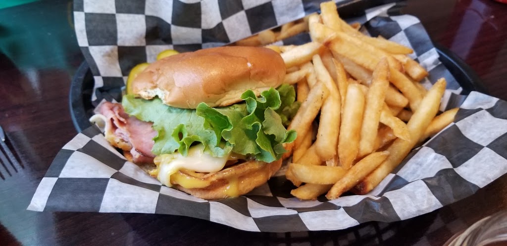 Mays Family Restaurant | restaurant | 1900 Spring Rd, Carlisle, PA 17013, USA | 7174225343 OR +1 717-422-5343