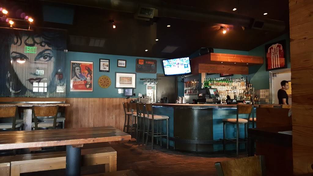 Takoba | restaurant | 1411 E 7th St, Austin, TX 78702, USA | 5126284466 OR +1 512-628-4466