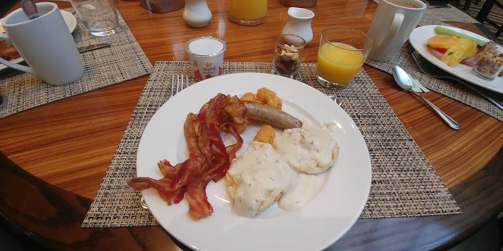 Sprigs | restaurant | 2050 Gateway Pl, San Jose, CA 95110, USA | 4084534000 OR +1 408-453-4000