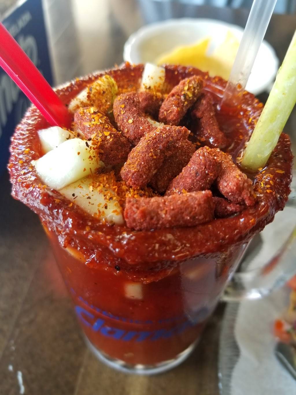 Clamatos And Cocos On Broadway | restaurant | 943 Broadway, Chula Vista, CA 91911, USA | 6196916261 OR +1 619-691-6261