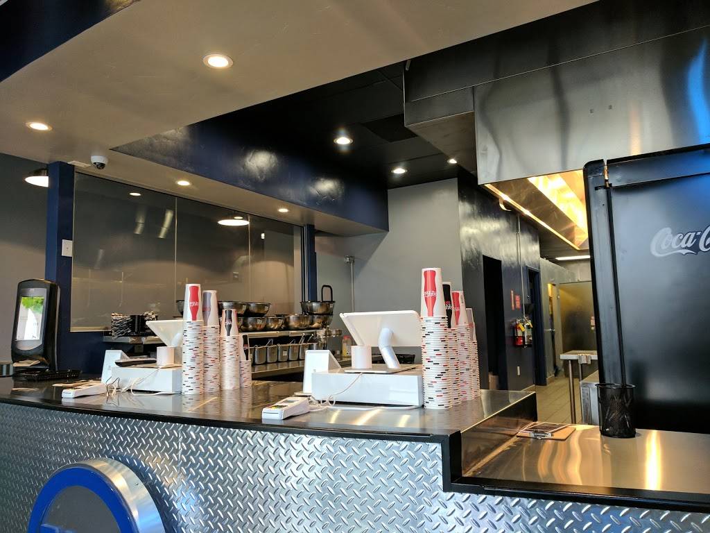 The Wingyard | restaurant | 245 Eleventh St, Tracy, CA 95376, USA | 2096661570 OR +1 209-666-1570