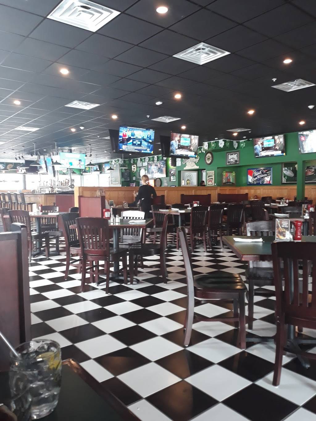 Macgregors Grill and Tap Room | restaurant | 1890 S Clinton Ave, Rochester, NY 14618, USA | 5854131140 OR +1 585-413-1140