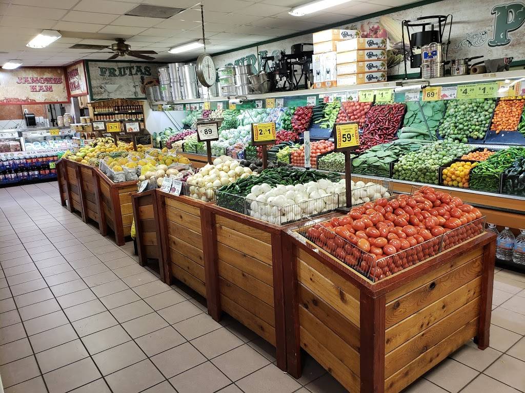 La Michoacana Meat Market | bakery | 1125 SW 29th St, Oklahoma City, OK 73109, USA | 4056351130 OR +1 405-635-1130